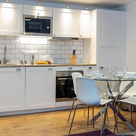 Pillo Rooms Serviced Apartments - Salford Manchester Extérieur photo