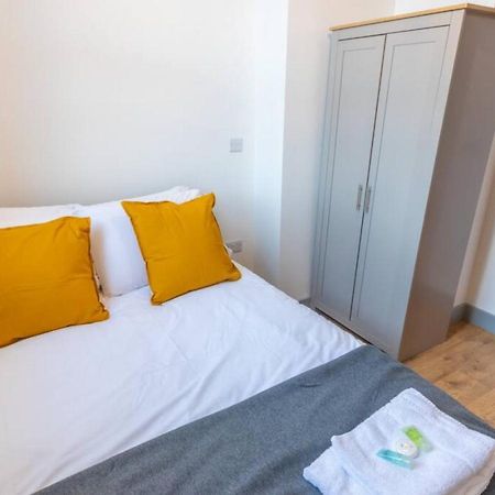 Pillo Rooms Serviced Apartments - Salford Manchester Extérieur photo