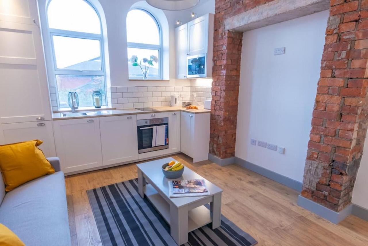 Pillo Rooms Serviced Apartments - Salford Manchester Extérieur photo