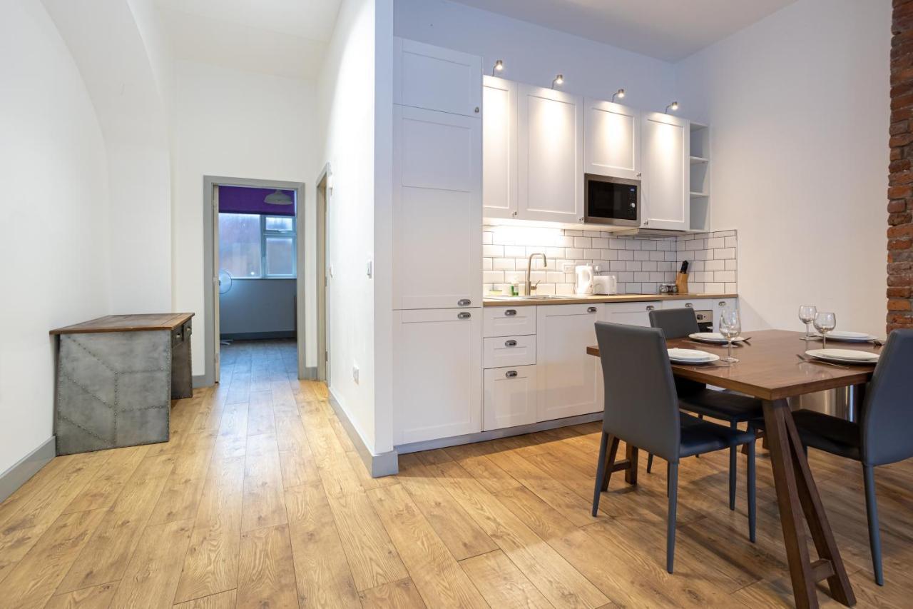 Pillo Rooms Serviced Apartments - Salford Manchester Extérieur photo