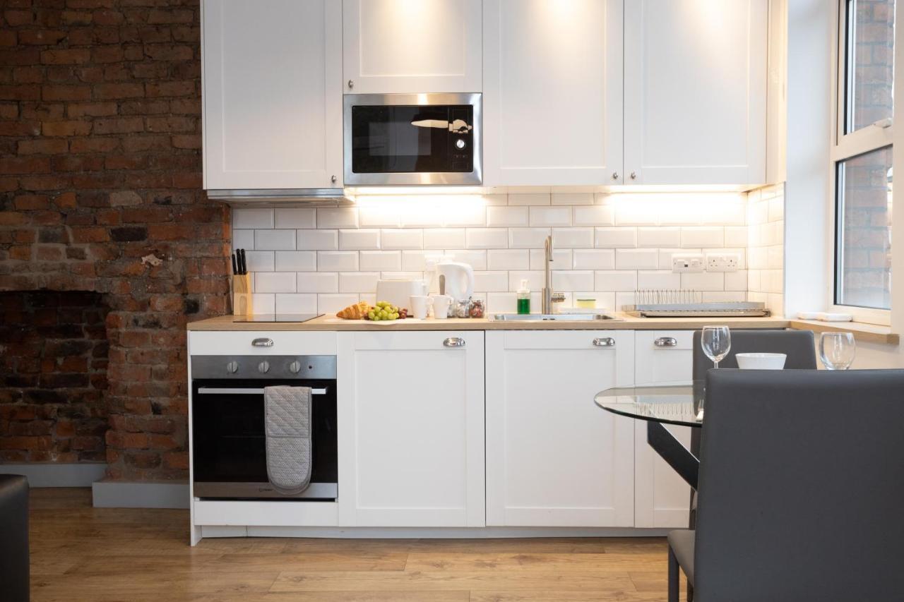 Pillo Rooms Serviced Apartments - Salford Manchester Extérieur photo