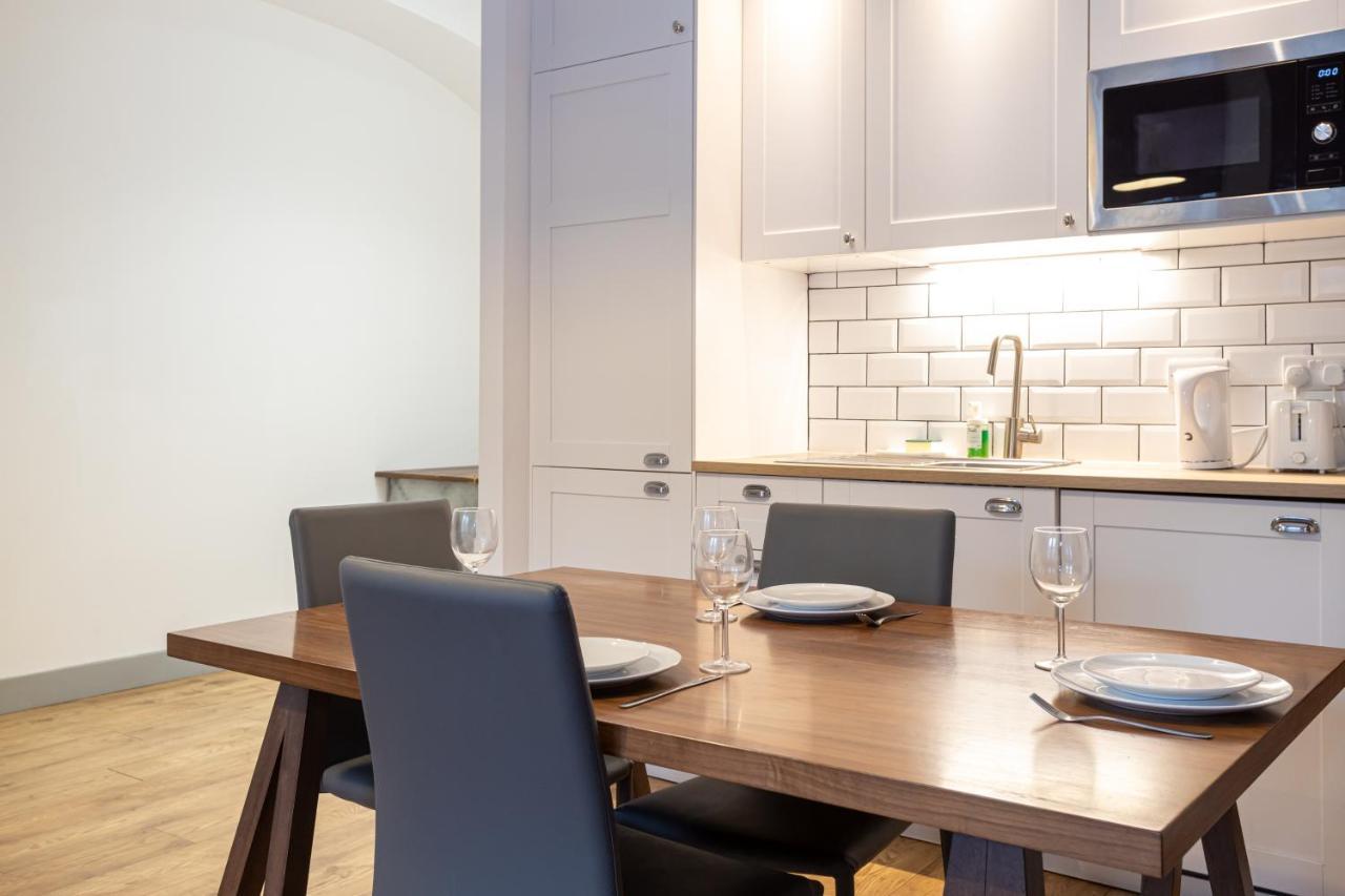 Pillo Rooms Serviced Apartments - Salford Manchester Extérieur photo