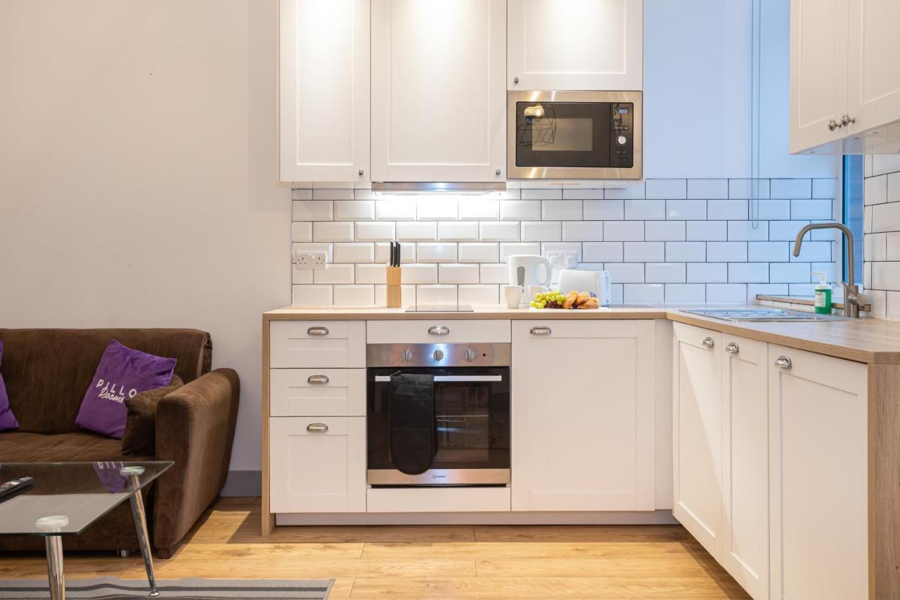 Pillo Rooms Serviced Apartments - Salford Manchester Extérieur photo