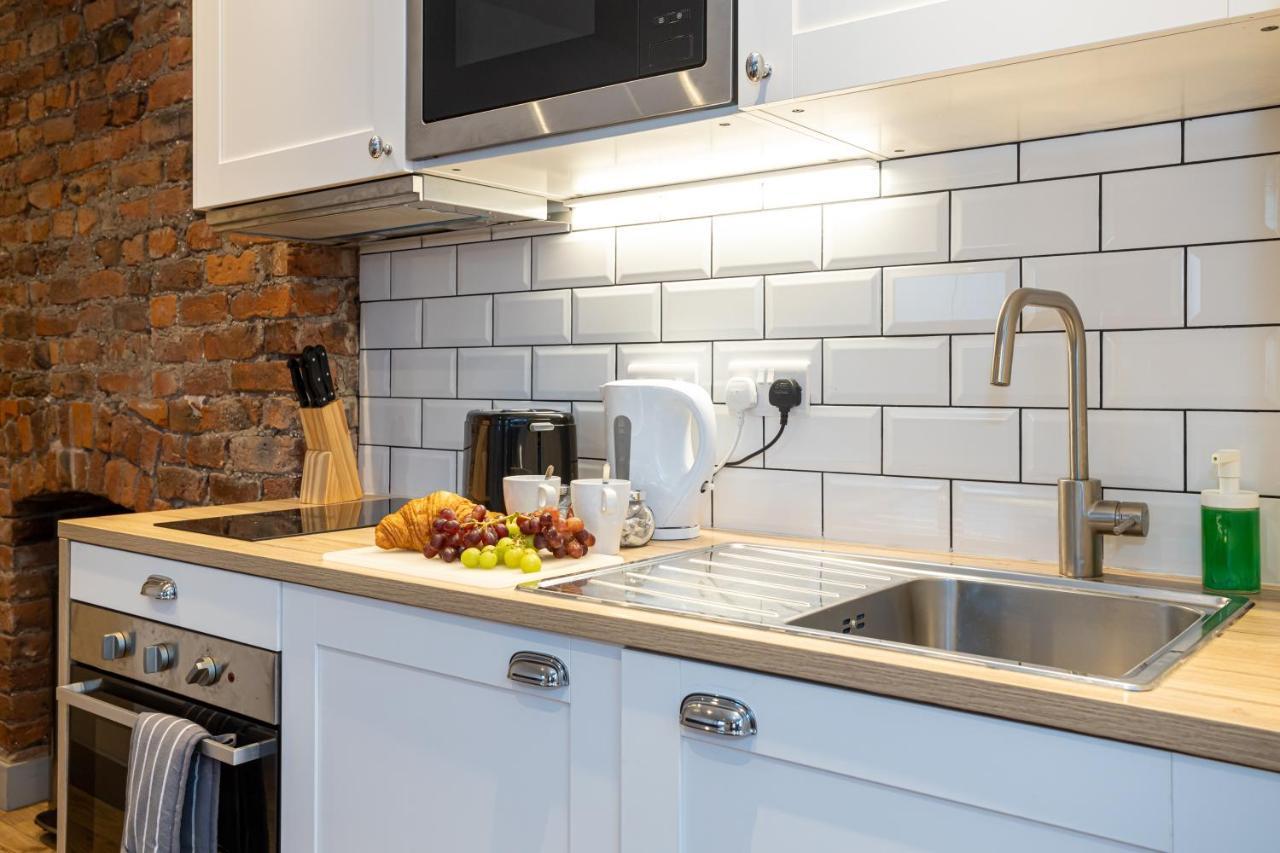Pillo Rooms Serviced Apartments - Salford Manchester Extérieur photo