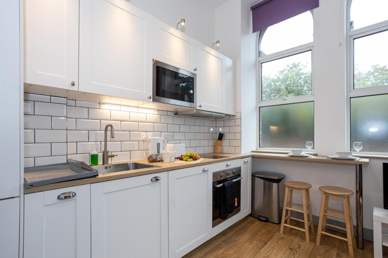 Pillo Rooms Serviced Apartments - Salford Manchester Extérieur photo