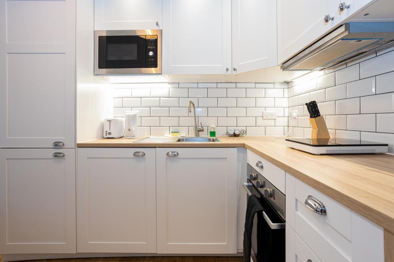 Pillo Rooms Serviced Apartments - Salford Manchester Extérieur photo