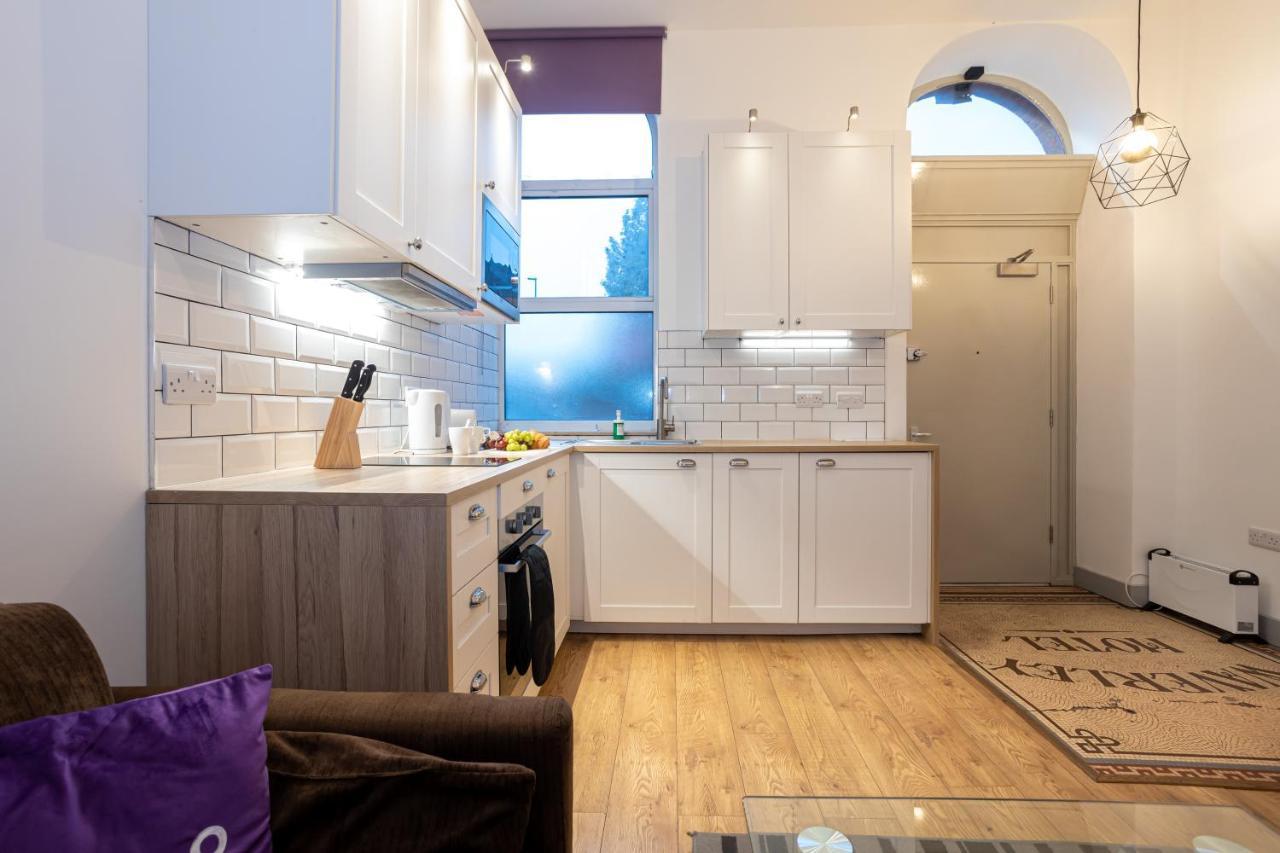 Pillo Rooms Serviced Apartments - Salford Manchester Extérieur photo
